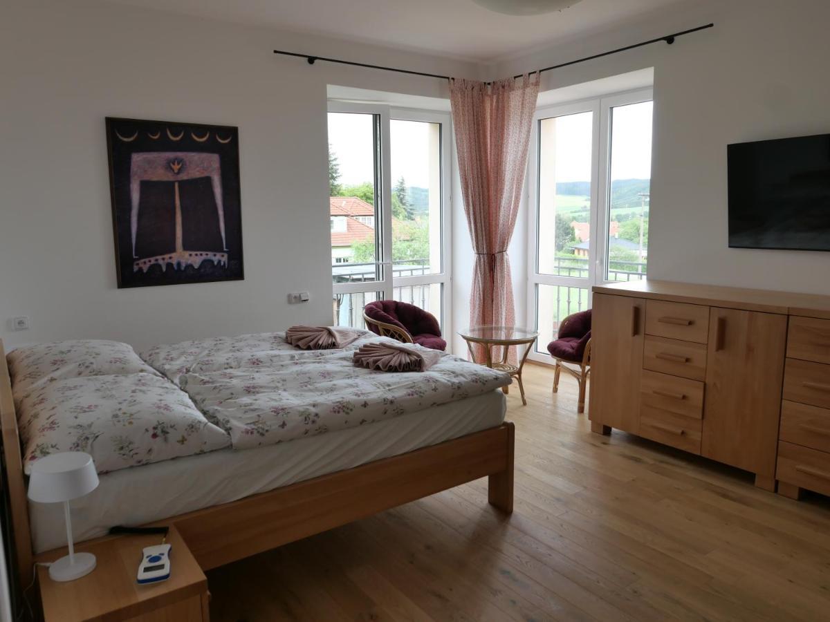 Penzion Renesance Drnovice  Exterior foto